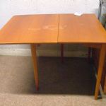 375 4092 DROP-LEAF TABLE